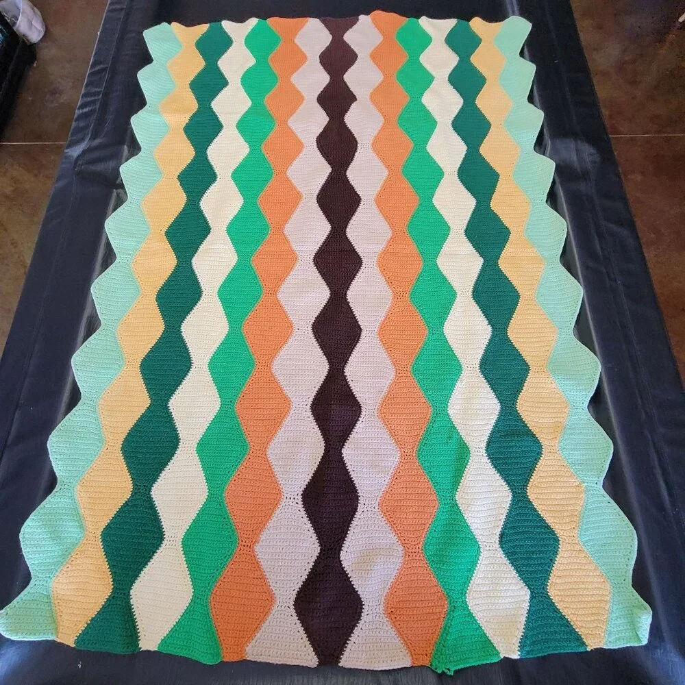 Handmade Crochet Afghan Throw Blanket Multicolor Retro Diamond Harlequin 68x47‎